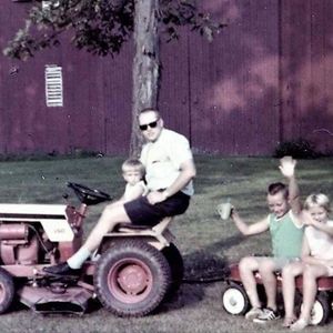 Meet your Posher, Joseph